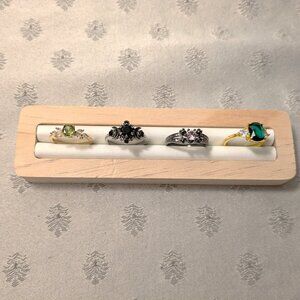 New!  4 Piece Size 9-9.5 Ring Wardrobe w Ring Holder